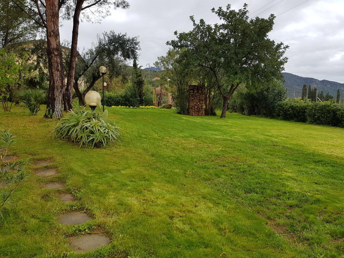 Borgo Degli Ulivi Depandance Βίλα Capoterra Εξωτερικό φωτογραφία